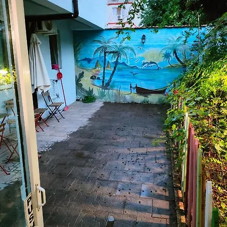 Guest house Ivavev Is Us Bythesea