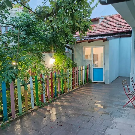 Guest house Ivavev Is Us Bythesea Constanta