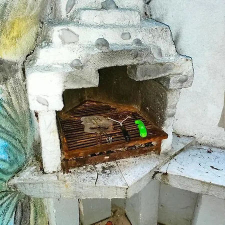 Ivavev Is Us Bythesea Konukevi Köstence