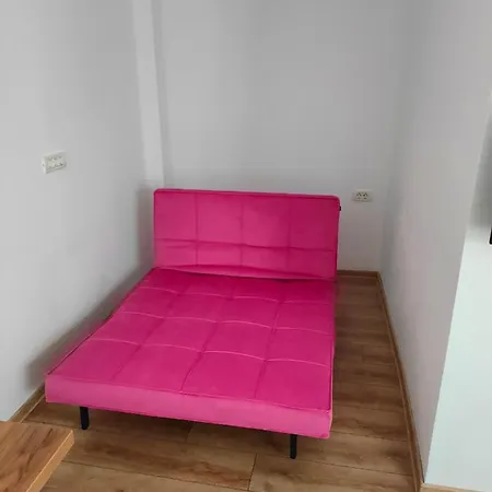 Ivavev Is Us Bythesea 3*