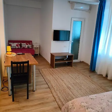 Ivavev Is Us Bythesea Konukevi 3*